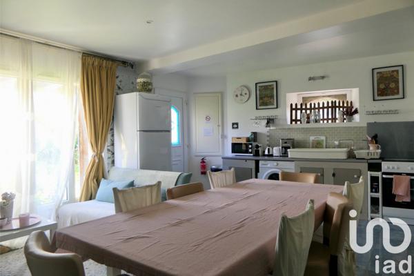 Gîte 13 pièces de 288 m² à Vexin-sur-Epte (27630)