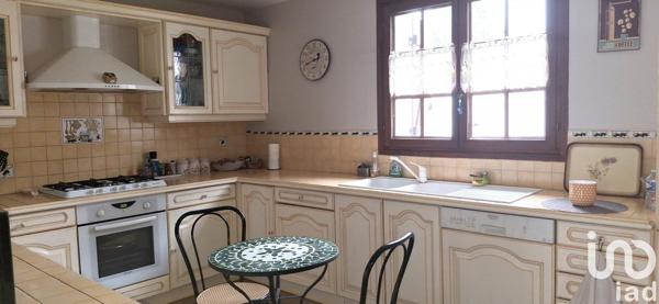 Maison traditionnelle 4 pièces de 105 m² à Thorigny-sur-Marne (77400)