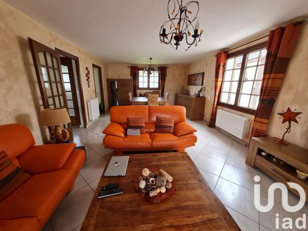 Maison traditionnelle 4 pièces de 105 m² à Thorigny-sur-Marne (77400)