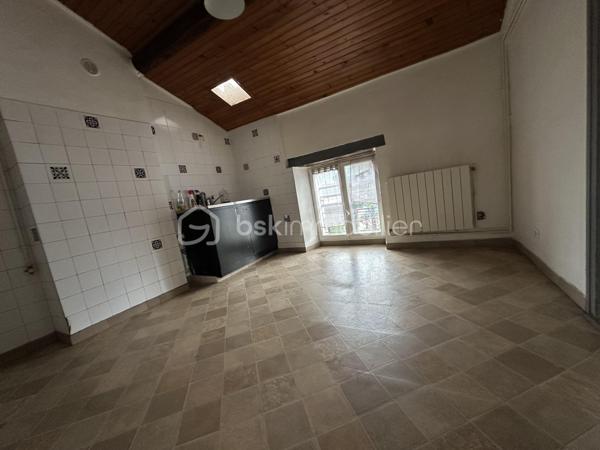 Maison traditionnelle de 239 m²