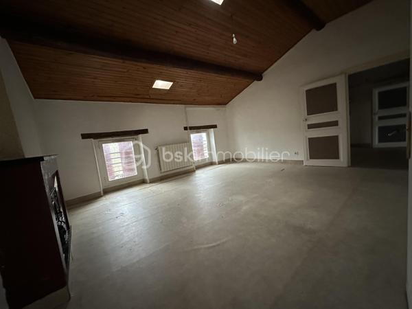 Maison traditionnelle de 239 m²