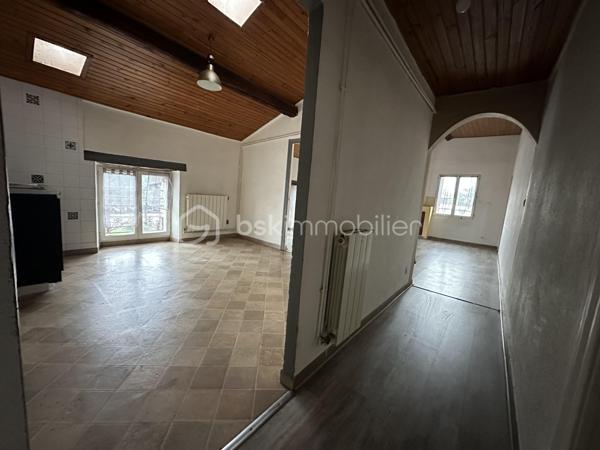 Maison traditionnelle de 239 m²