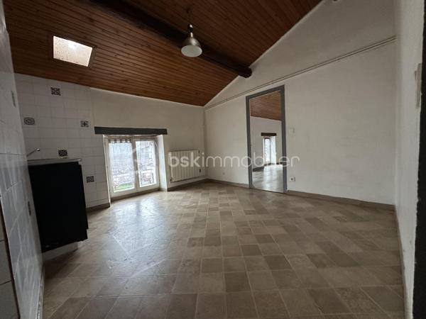 Maison traditionnelle de 239 m²