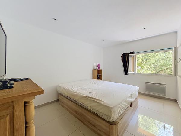 Maison
         4 pièces
        - 122 m² Exclusivité 494 000 € *