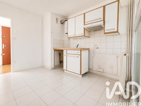 Appartement à vendre 2 pièces 60,97 m² Villeneuve-lès-Avignon
