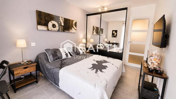 Appartement avec jardin terrasse et garage à deux pas de la mer.