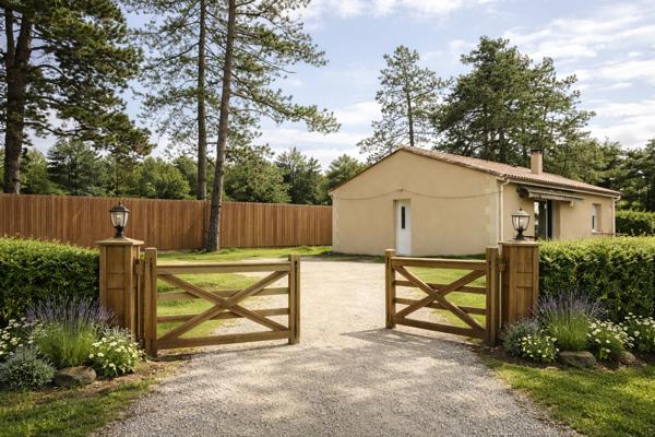 Maison de plain-pied au calme – 4 chambres – 1 650 m² de terrain – Située dans la jolie commune de La force