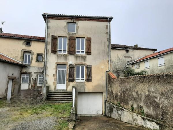 Maison de ville neuve à vendre à La Chapelle Saint Laurent - 7 pièces, 134 m²