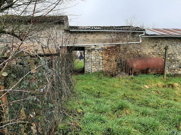 Maison de ville neuve à vendre à La Chapelle Saint Laurent - 7 pièces, 134 m²