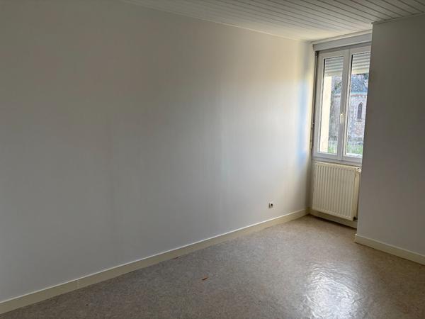 Maison de ville neuve à vendre à La Chapelle Saint Laurent - 7 pièces, 134 m²