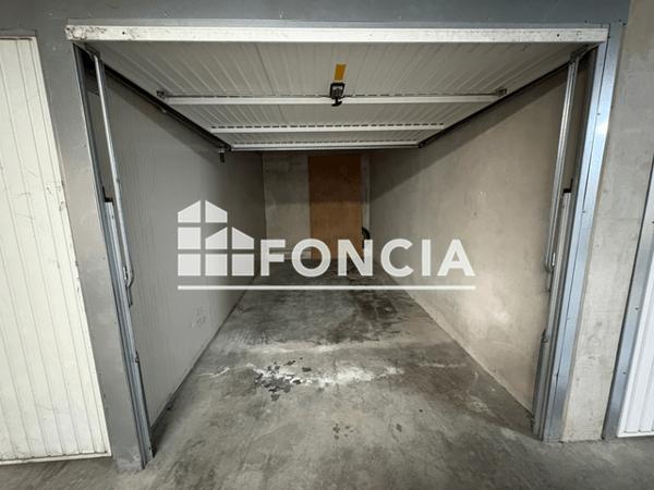 Location Parking 12 m² - Cannes 06400