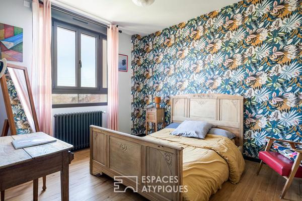 Maison de ville familiale rénovée avec jardin et piscine