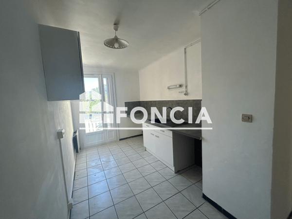 Location Appartement 3 pièces 57.78 m² - RUE DES ALPES Manosque 04100