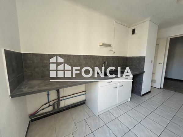 Location Appartement 3 pièces 57.78 m² - RUE DES ALPES Manosque 04100