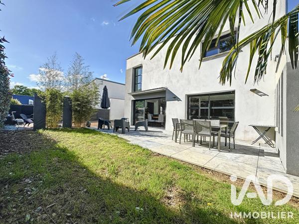 Location maison 7 pièces 169 m² Saint-Gilles