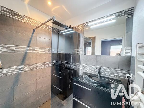 Location maison 7 pièces 169 m² Saint-Gilles
