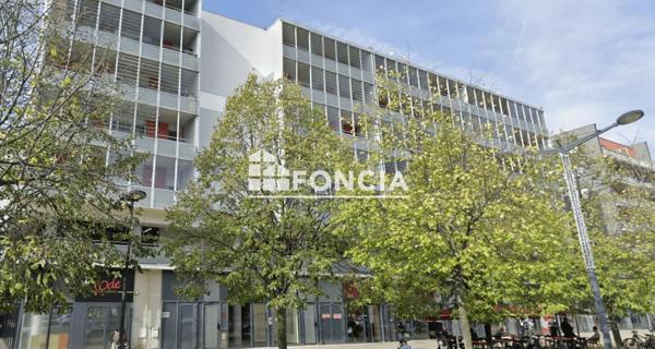 À vendre Parking 1 m² - Grenoble 38100