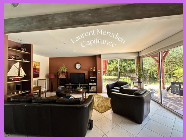Maison familiale 170 m² – 5 chambres – Pièce de vie 56 m² – Terrain 2 500 m² avec garage de 100 m²