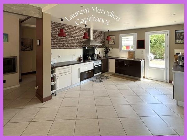 Maison familiale 170 m² – 5 chambres – Pièce de vie 56 m² – Terrain 2 500 m² avec garage de 100 m²