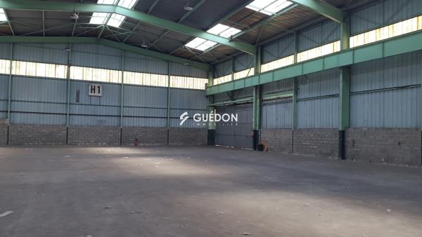A LOUER - BUREAUX + ENTREPOT - 1240M² - ANGERS