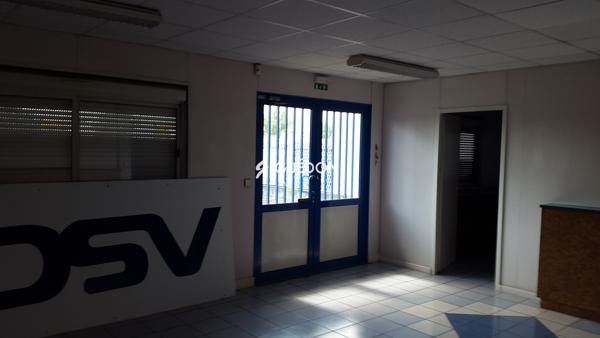 A LOUER - BUREAUX + ENTREPOT - 1240M² - ANGERS