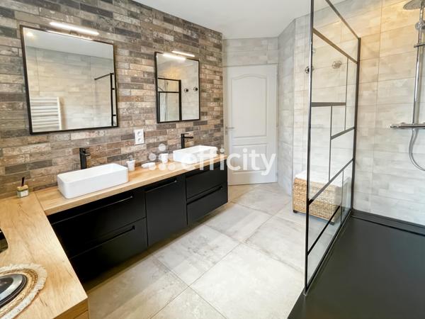 Maison 6 pièces - 135 m² Bien prestige