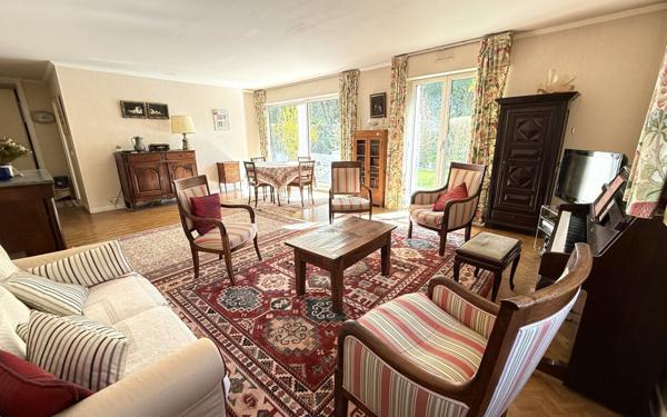 Appartement à vendre    5 pièces • 108,28 m2 Antony