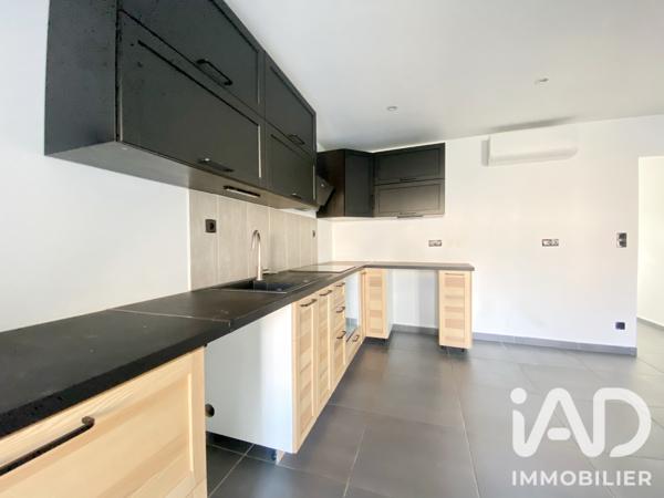 Appartement à vendre 4 pièces 70 m² Carpentras