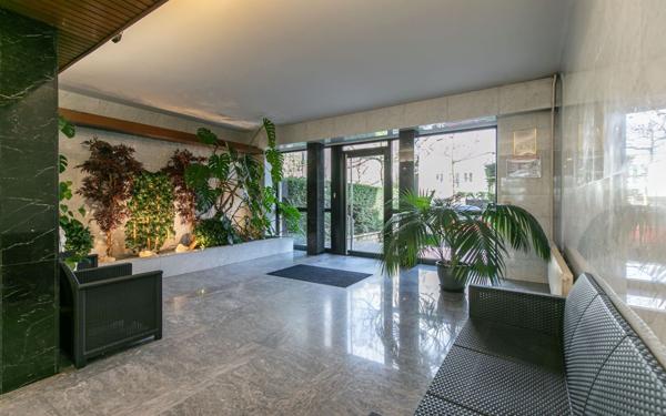 Appartement à vendre    7 pièces • 131,67 m2 La Varenne - Saint-Maur-des-Fossés