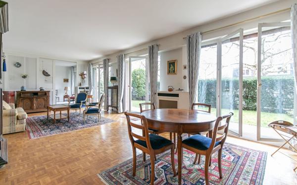 Appartement à vendre    7 pièces • 131,67 m2 La Varenne - Saint-Maur-des-Fossés