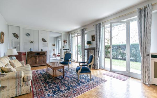 Appartement à vendre    7 pièces • 131,67 m2 La Varenne - Saint-Maur-des-Fossés