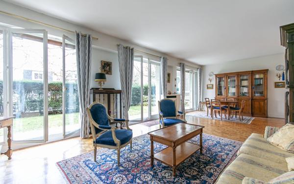 Appartement à vendre    7 pièces • 131,67 m2 La Varenne - Saint-Maur-des-Fossés