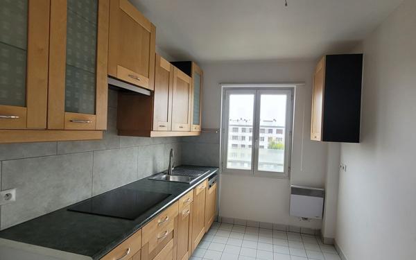 Appartement à louer    4 pièces • 83,32 m2 Vanves