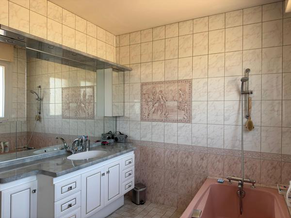 Maison 8 pièce(s) 200 m2