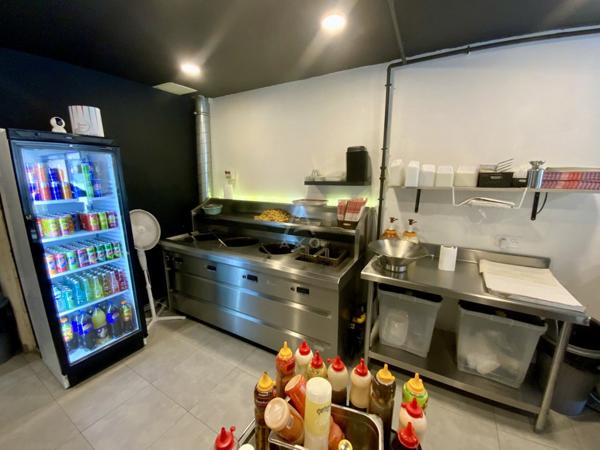 Gard (30) - Montfrin - Fonds de commerce Snack - Fast food