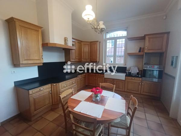 Maison 40 pièces - 954 m² Exclusivité efficity