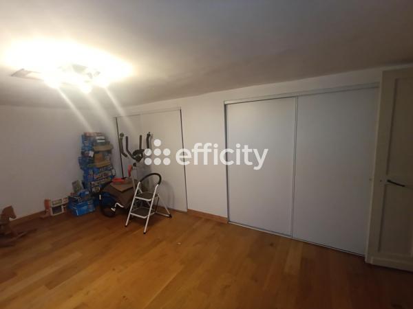 Maison 40 pièces - 954 m² Exclusivité efficity