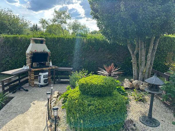 Maison  5 pièce(s) 95 m² sur sous-sol et jardin de 1422m²