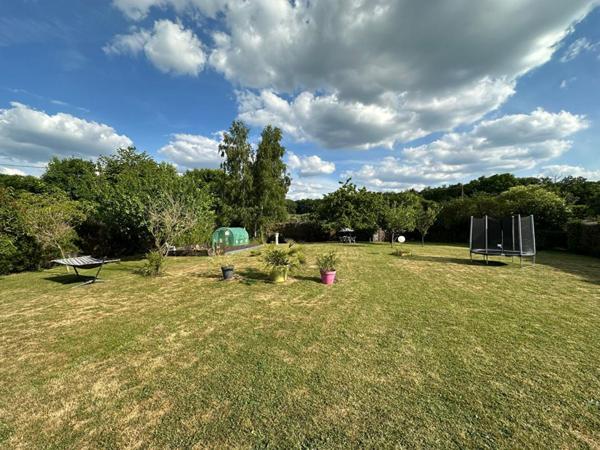 Maison  5 pièce(s) 95 m² sur sous-sol et jardin de 1422m²