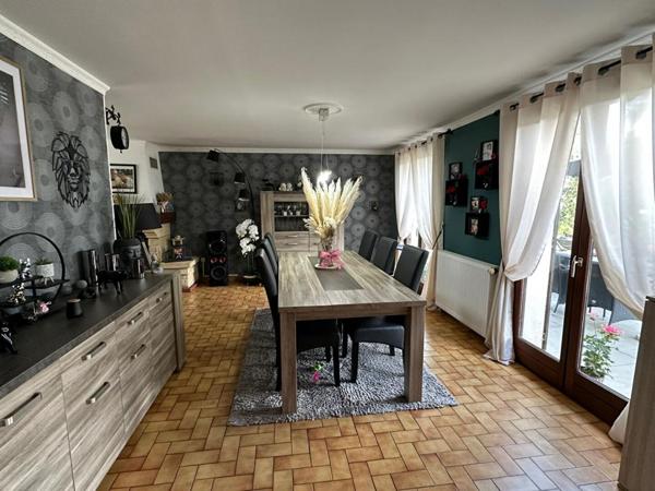 Maison  5 pièce(s) 95 m² sur sous-sol et jardin de 1422m²