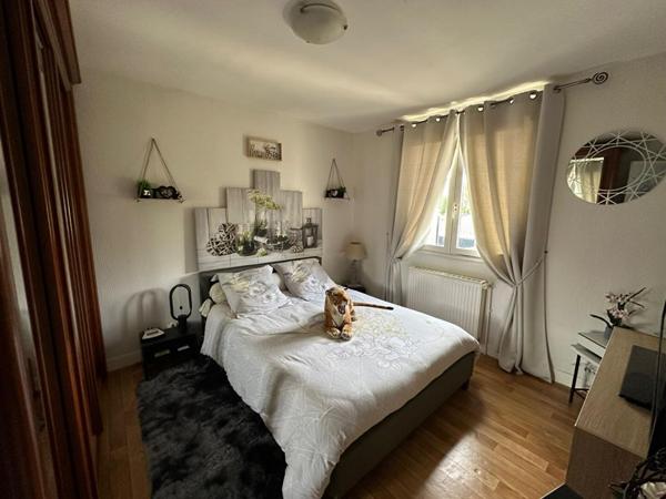 Maison  5 pièce(s) 95 m² sur sous-sol et jardin de 1422m²