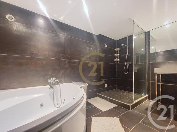 Maison à vendre  4 pièces - 200 m2 DRAGUIGNAN - 83