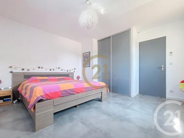 Maison à vendre  4 pièces - 200 m2 DRAGUIGNAN - 83