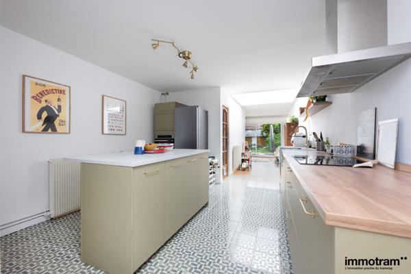Vente Maison 133m 2 - 4 chambre(s) - Croix, • Réf. VM29253