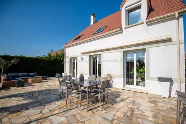 Jolie maison familiale lumineuse et fonctionnelle