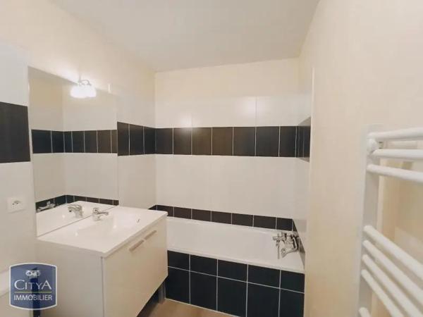 Appartement à louer 1 pièce 23.51m² Clermont-Ferrand (63000)