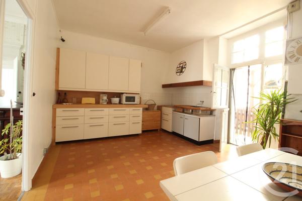 Maison à vendre  7 pièces - 217,46 m2 ST CALAIS - 72