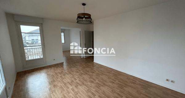 Location Appartement 4 pièces 70.82 m² - Bussy-saint-georges 77600