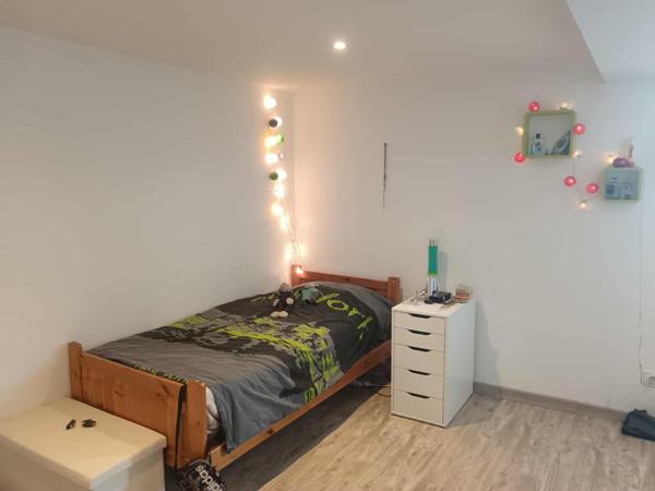 Maison 5 pièces - 210 m²