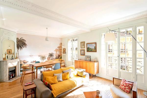 Appartement Paris 18 e - LAMARCK / COYSEVOX